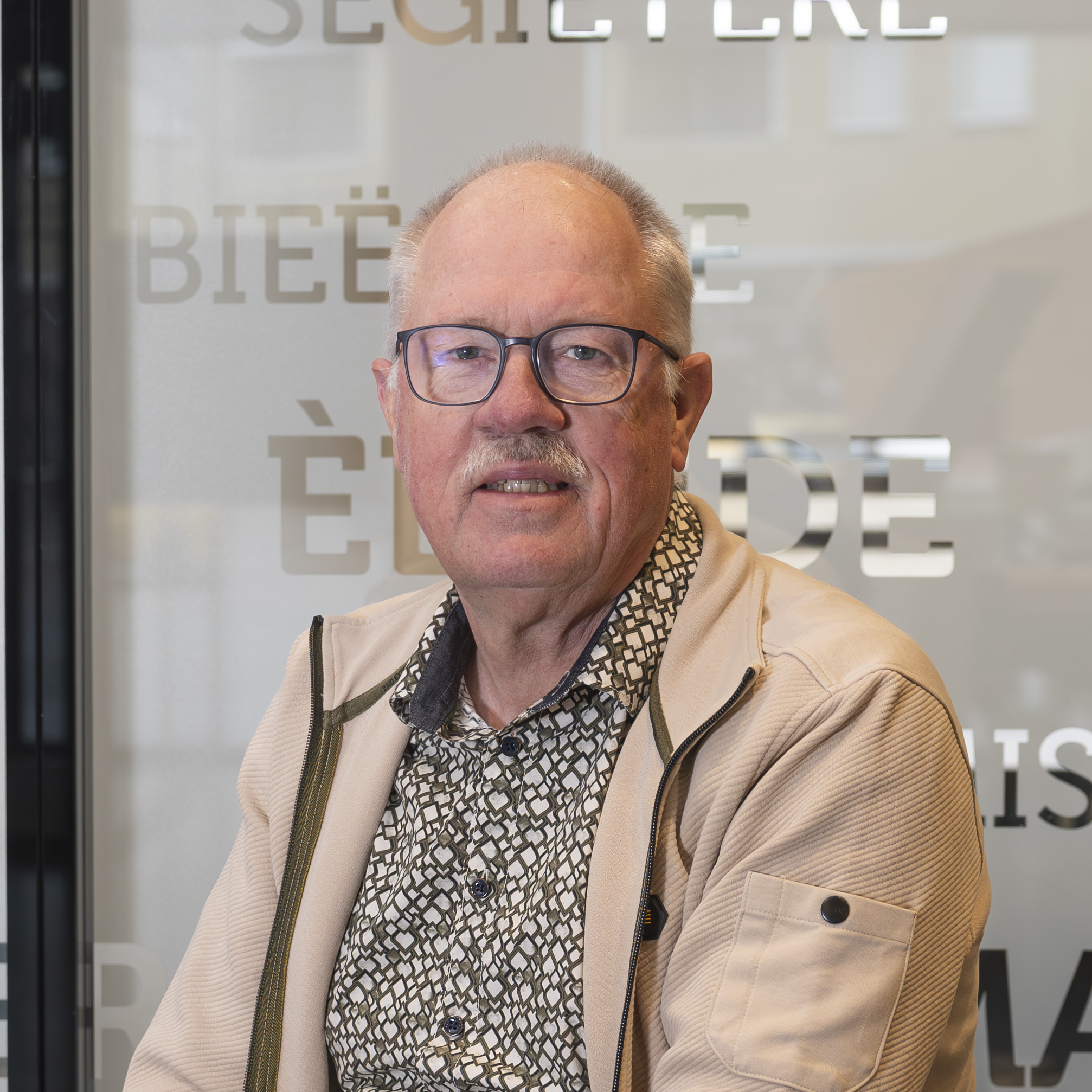 Portretfoto Peter Hendriks